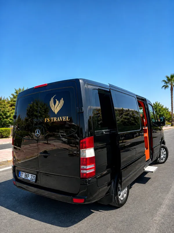 MERCEDES VIP (1-10 PAX)